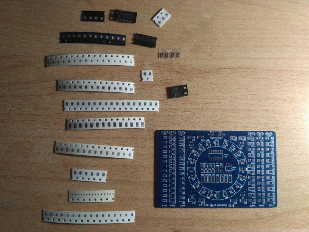Тренируемся паять SMD на конструкторе за 90 рублей