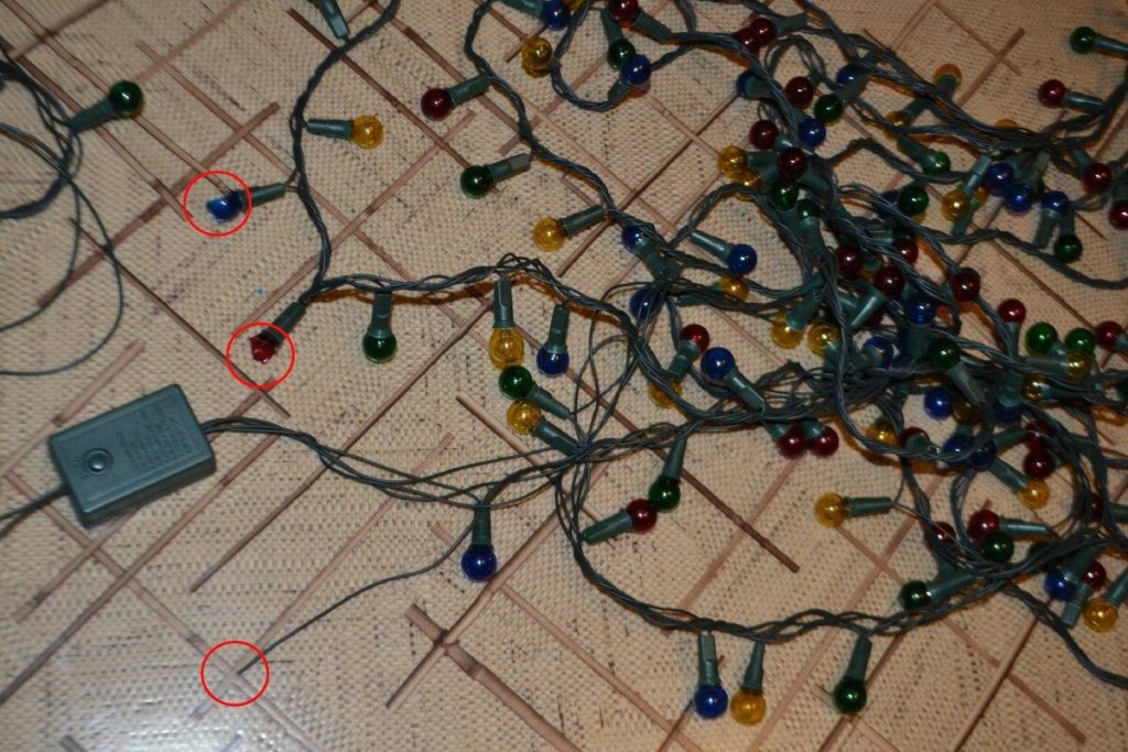 Купил в пятёрочке фольгу для запекания и починил разбившуюся гирлянду