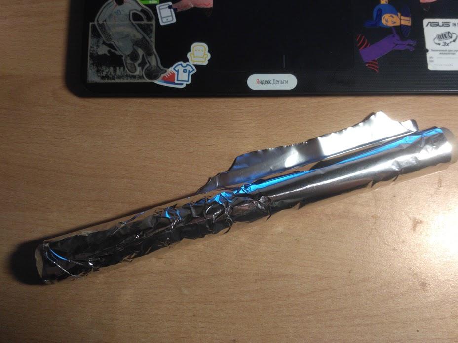 Купил в пятёрочке фольгу для запекания и починил разбившуюся гирлянду