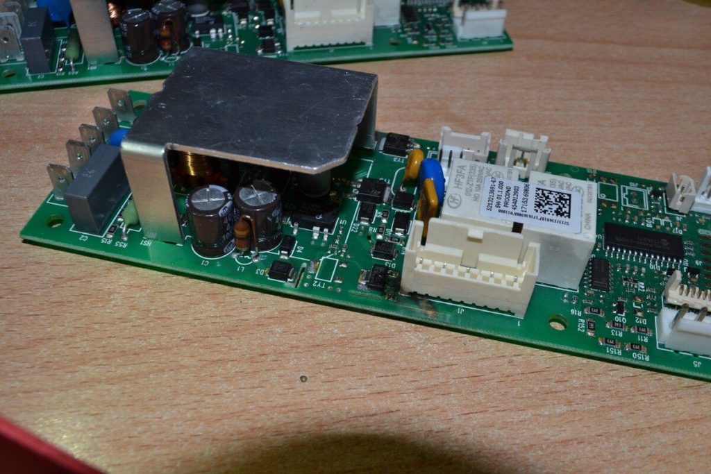 Ремонт двух кофемашин DeLonghi. Не включается помпа.