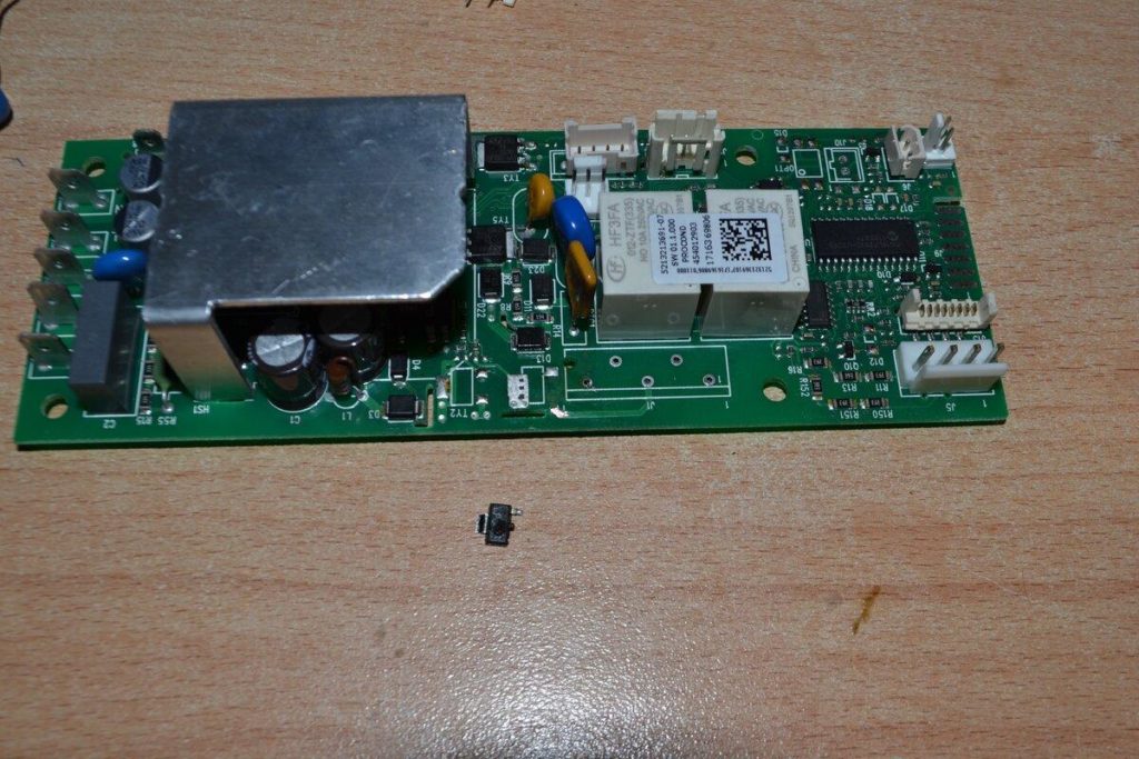 Ремонт двух кофемашин DeLonghi. Не включается помпа.