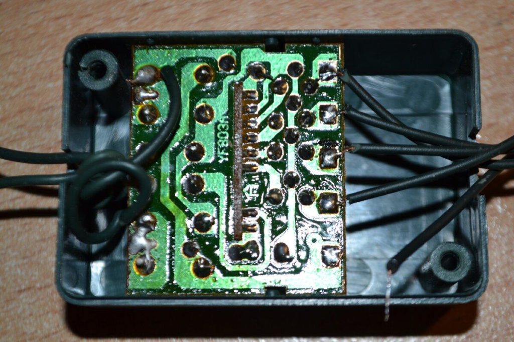 Купил в пятёрочке фольгу для запекания и починил разбившуюся гирлянду