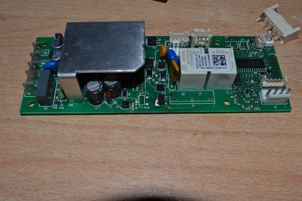 Ремонт двух кофемашин DeLonghi. Не включается помпа.