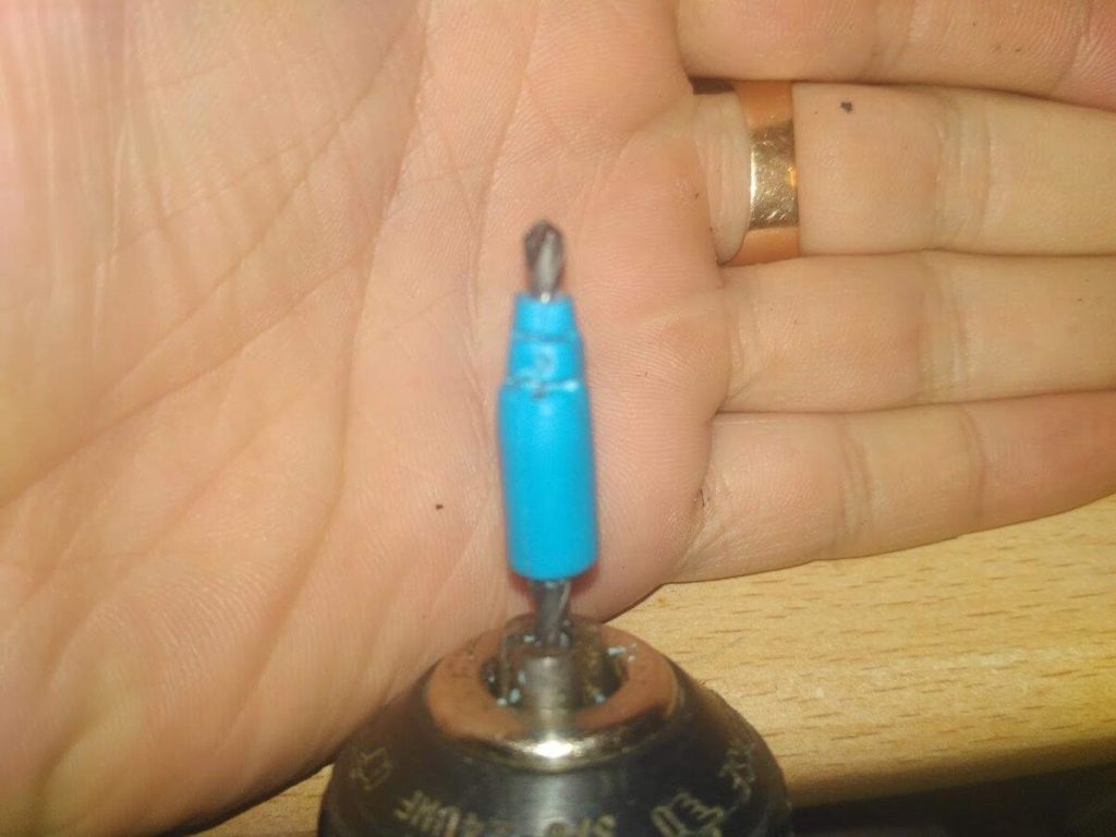 Не играет наушник? Ремонт наушников при помощи кипятка