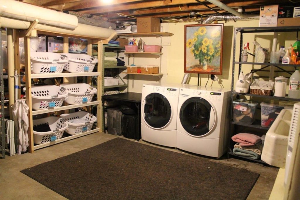 Почему в российской розетке не 220, а 230 Вольт? Решил разобраться