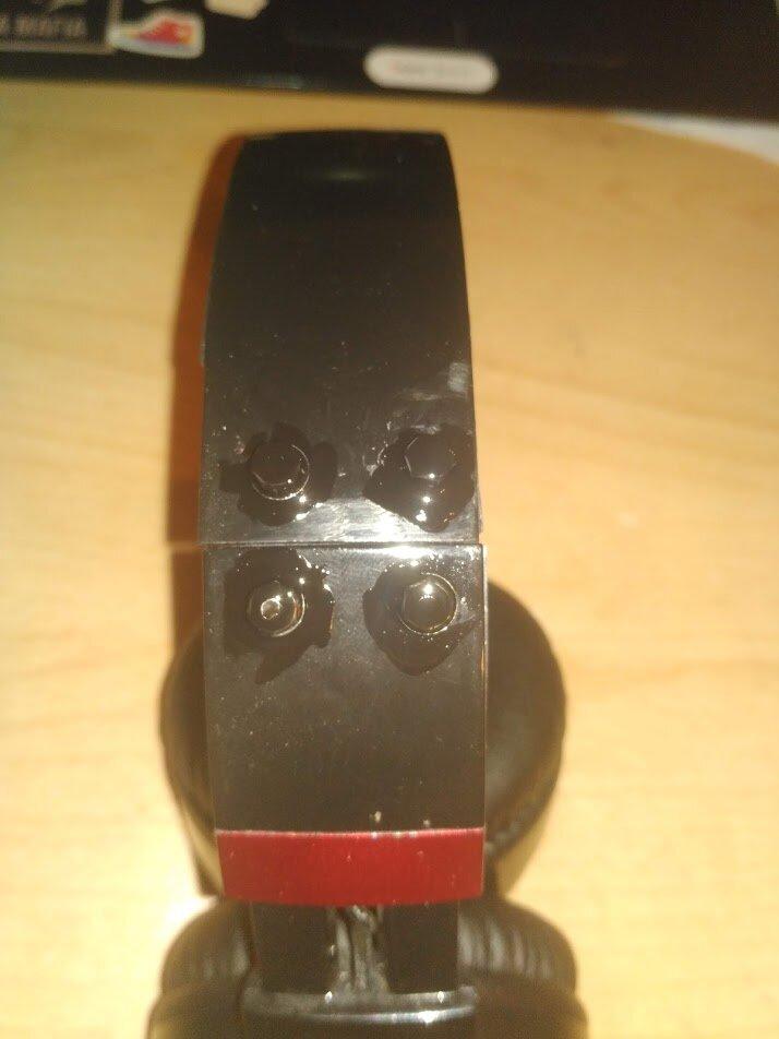 Как я наушники восстановил с помощью мебельной фурнитуры