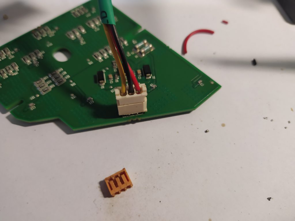 Ремонт правого габарита Nissan Qashqai (замена светодиодов)